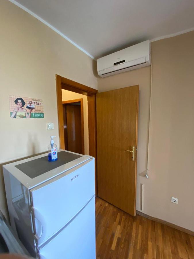 Apartman Mimi / Mimi Apartment Novi Sad Exterior photo